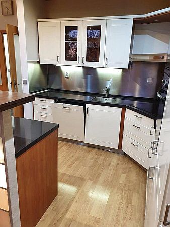 Úklid bytu Praha - kuchyně